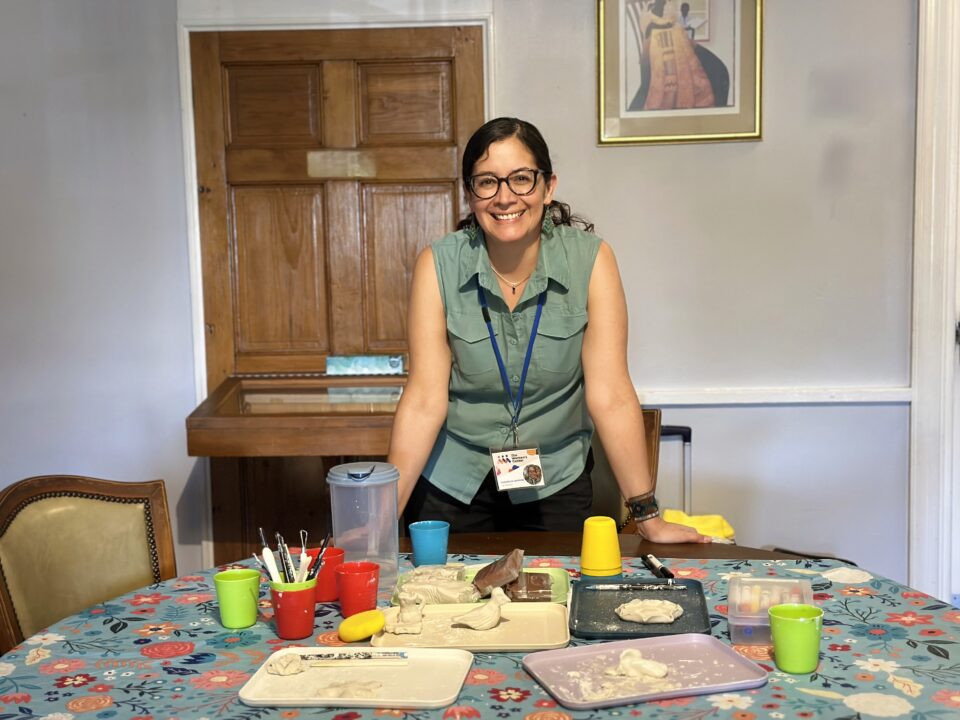 Expressive Arts Therapist Esmeralda Gomez
